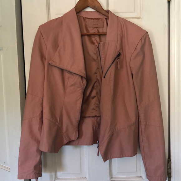 Never worn light pink leather jacket - Picture 2 of 3